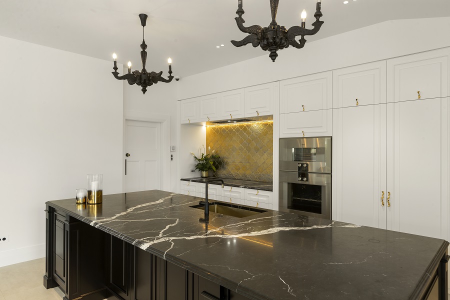 Brass Dipped Villa 8